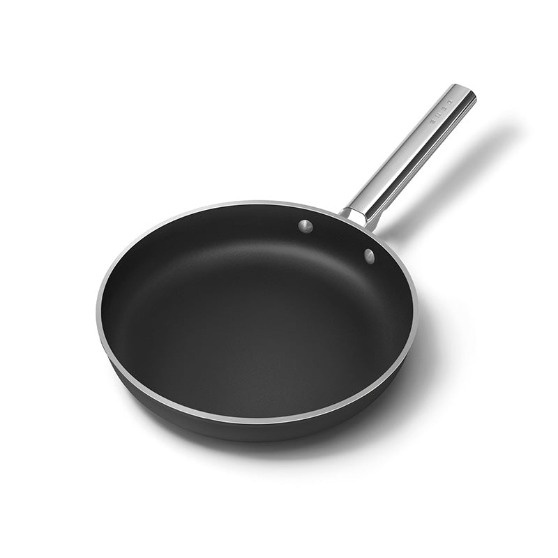 Poêle anti-adhésive 28 cm Noir Mat Années 50 Smeg