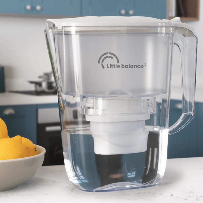 Carafe filtrante blanche de 1,2L Little Balance